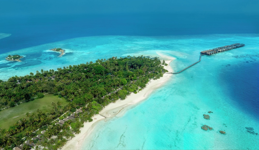 Adaaran Select Hudhuranfushi — Beach in Kaafu Atoll, Kaafu