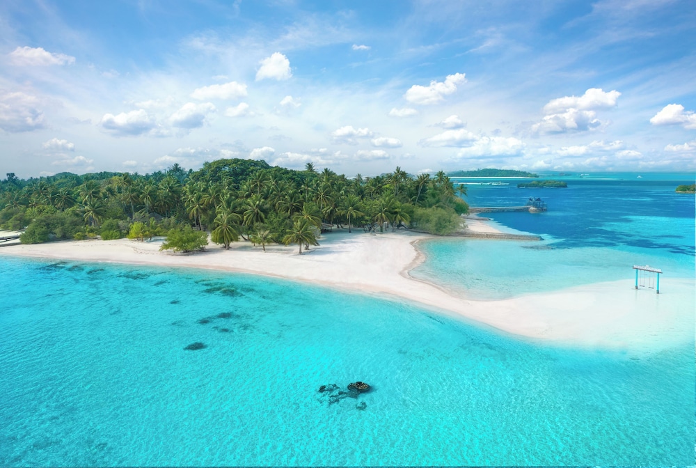 Adaaran Select Hudhuranfushi — Beach in Kaafu Atoll, Kaafu