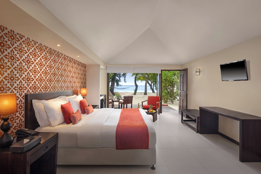 Adaaran Select Hudhuranfushi — Hotel rooms in Kaafu Atoll, Kaafu
