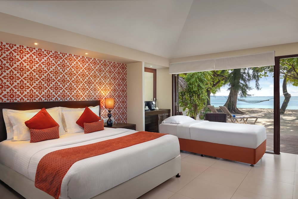 Adaaran Select Hudhuranfushi — Hotel rooms in Kaafu Atoll, Kaafu