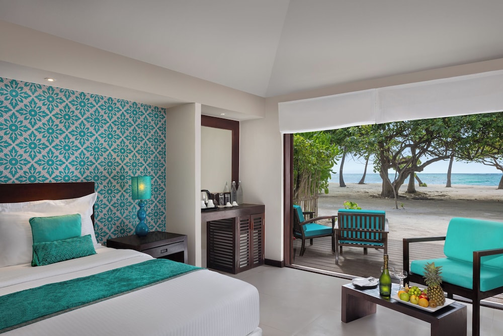 Adaaran Select Hudhuranfushi — Hotel rooms in Kaafu Atoll, Kaafu