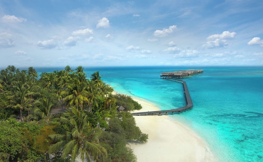 Adaaran Select Hudhuranfushi — Beach in Kaafu Atoll, Kaafu