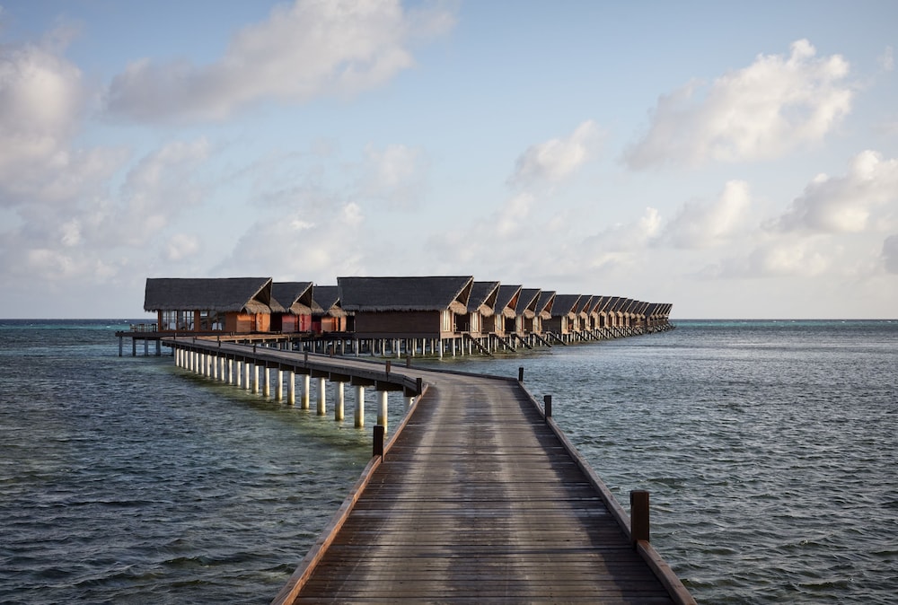 Adaaran Select Hudhuranfushi — Hotel building in Kaafu Atoll, Kaafu
