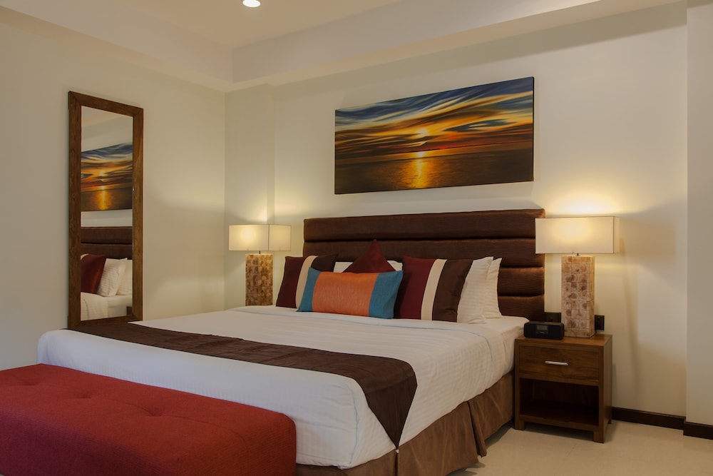 The Somerset Hotel — Hotel rooms in Male, Kaafu