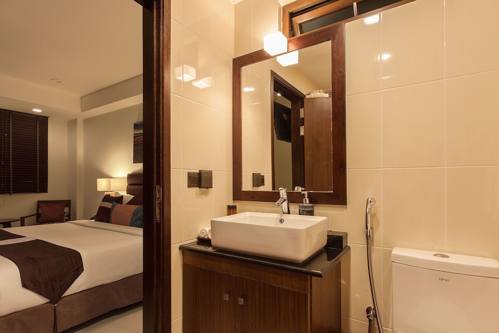 The Somerset Hotel — Hotel rooms in Male, Kaafu