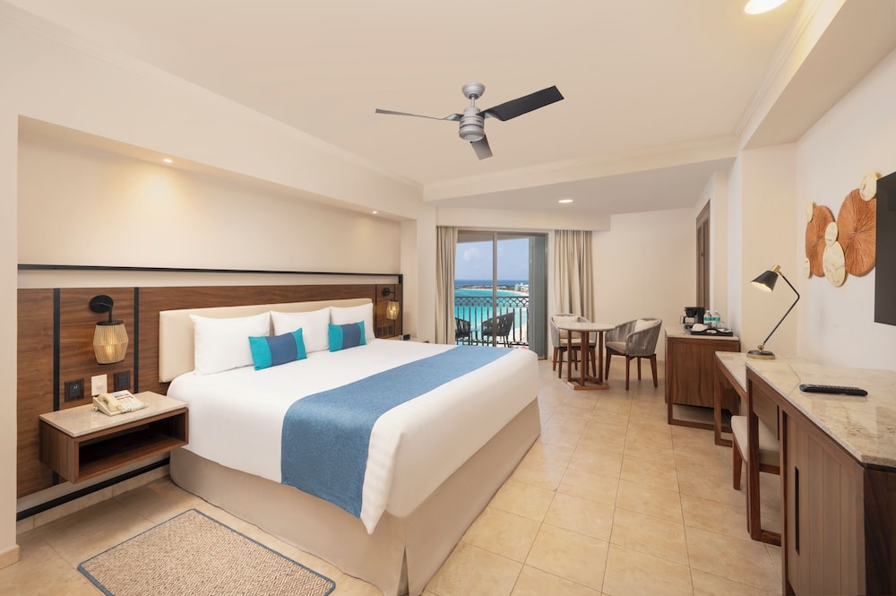 GR Solaris Cancun & Spa - All Inclusive — Hotel rooms in Cancun, Quintana Roo