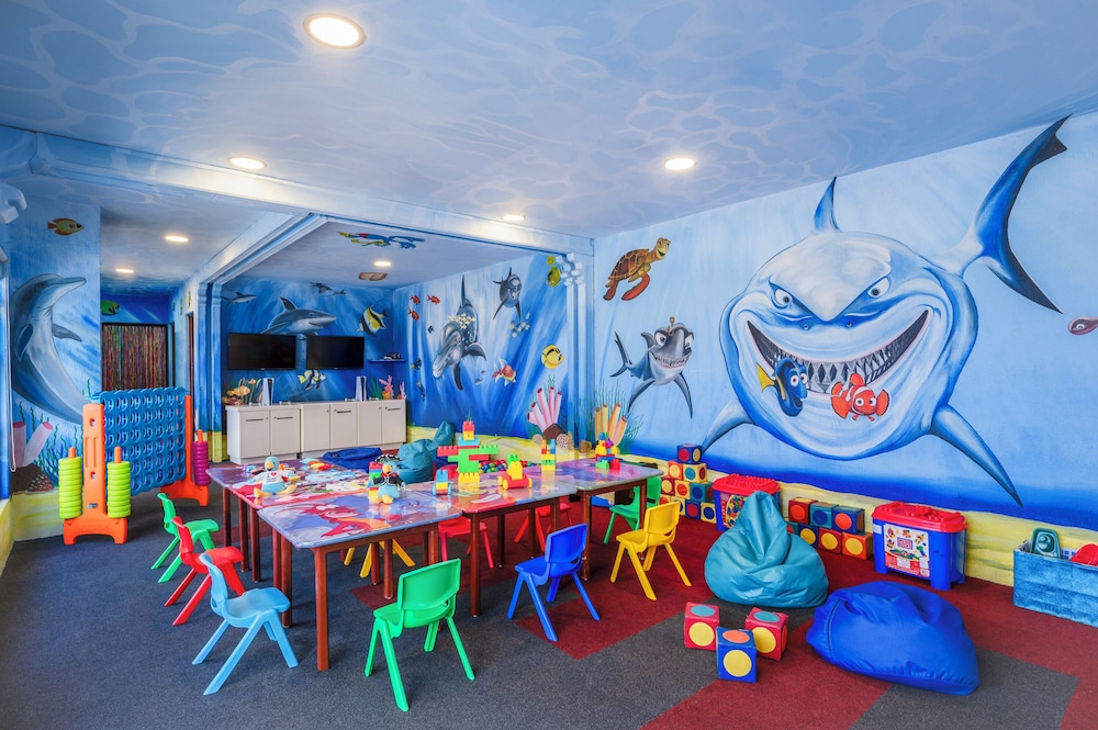 GR Solaris Cancun & Spa - All Inclusive — Attractions for children in Cancun, Quintana Roo