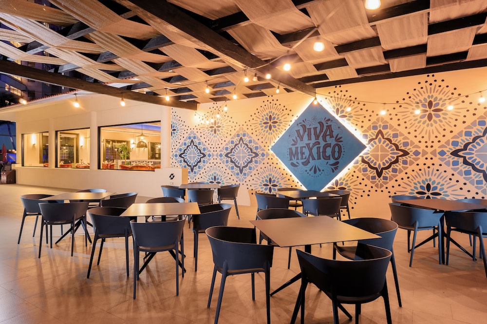 GR Solaris Cancun & Spa - All Inclusive — Restaurant & bars in Cancun, Quintana Roo