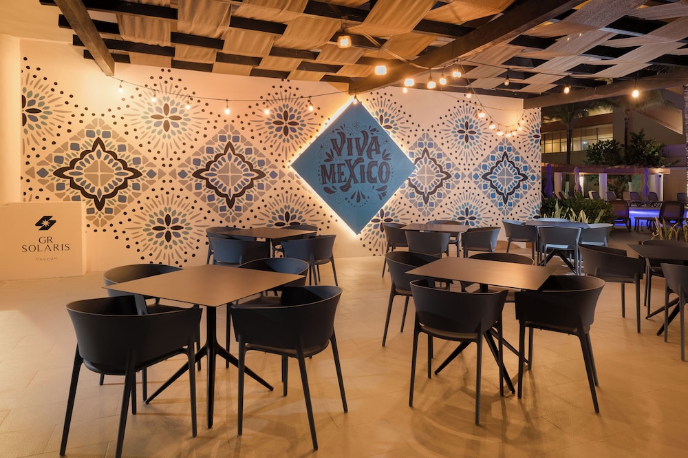 GR Solaris Cancun & Spa - All Inclusive — Restaurant & bars in Cancun, Quintana Roo