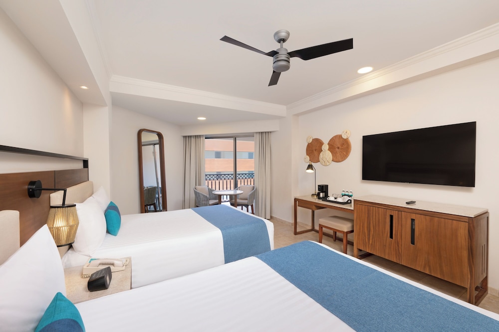 GR Solaris Cancun & Spa - All Inclusive — Hotel rooms in Cancun, Quintana Roo
