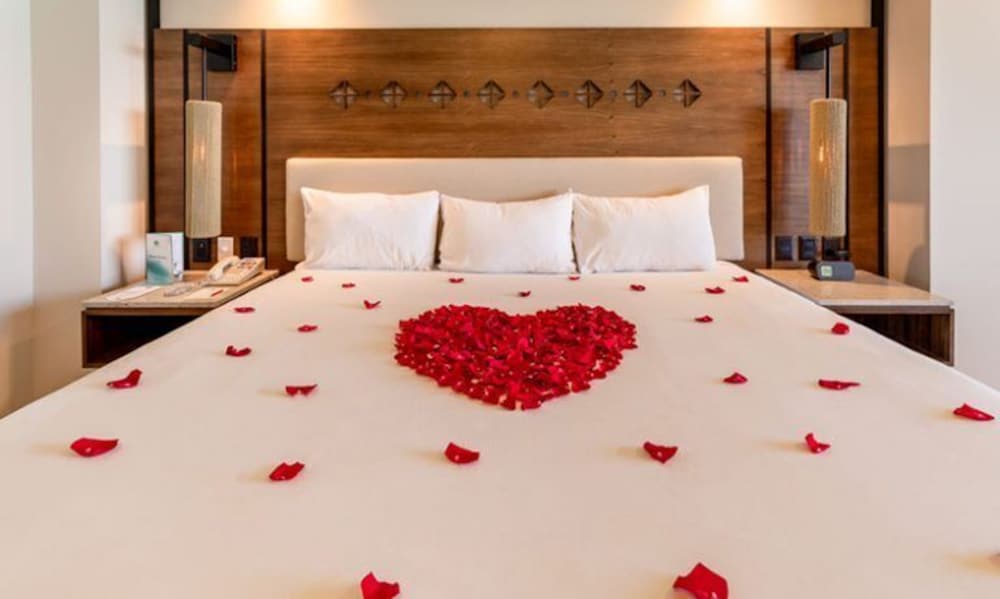 GR Solaris Cancun & Spa - All Inclusive — Hotel rooms in Cancun, Quintana Roo