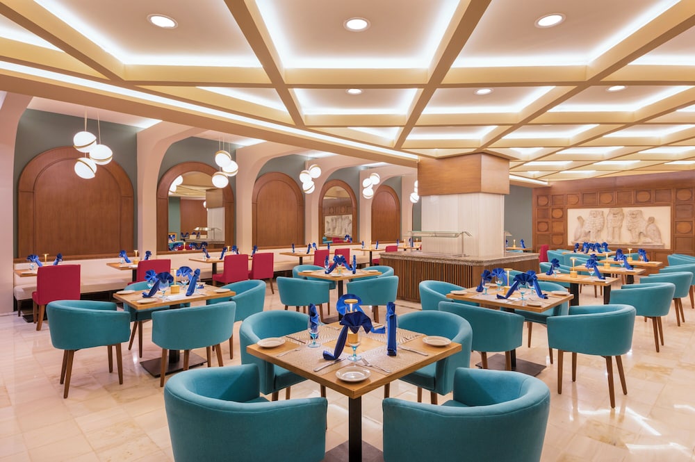 GR Solaris Cancun & Spa - All Inclusive — Restaurant & bars in Cancun, Quintana Roo