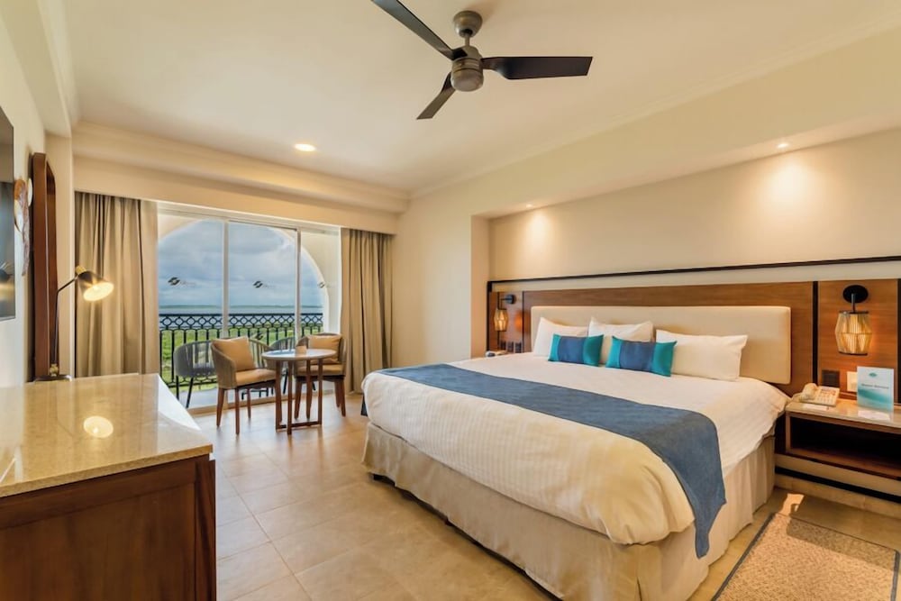 GR Solaris Cancun & Spa - All Inclusive — Hotel rooms in Cancun, Quintana Roo