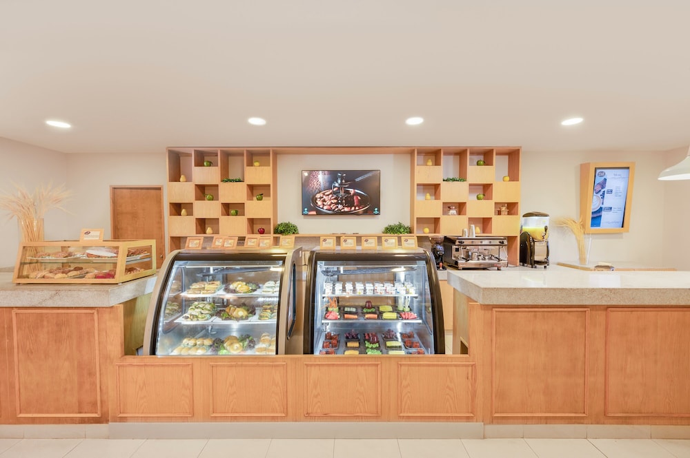 GR Solaris Cancun & Spa - All Inclusive — Restaurant & bars in Cancun, Quintana Roo