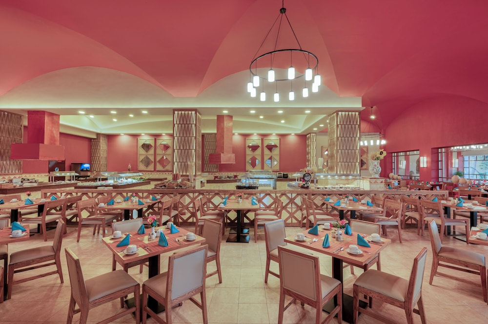 GR Solaris Cancun & Spa - All Inclusive — Restaurant & bars in Cancun, Quintana Roo