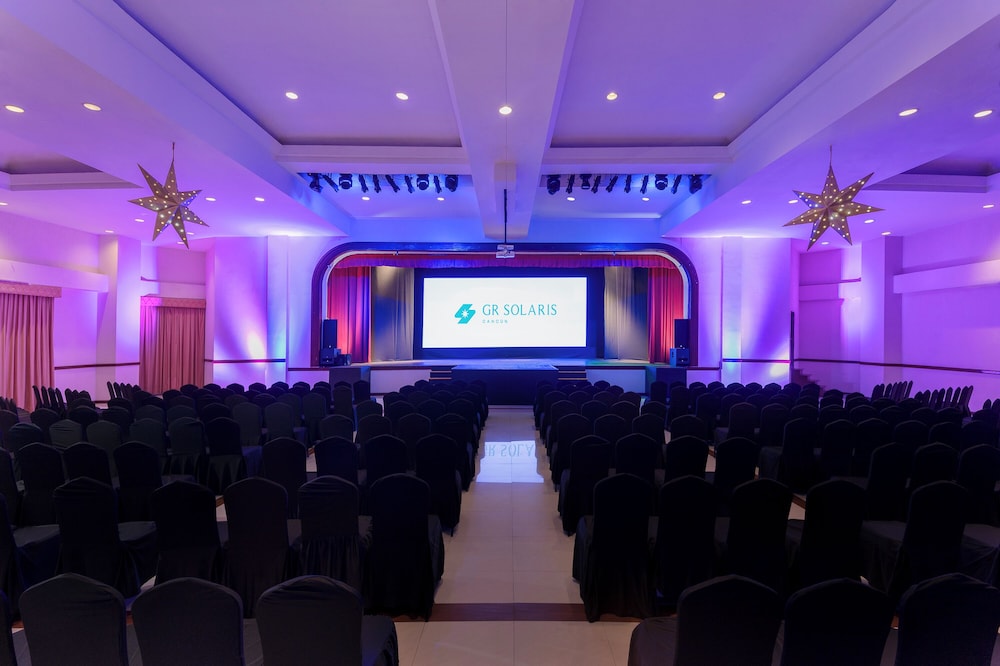 GR Solaris Cancun & Spa - All Inclusive — Hotel building in Cancun, Quintana Roo