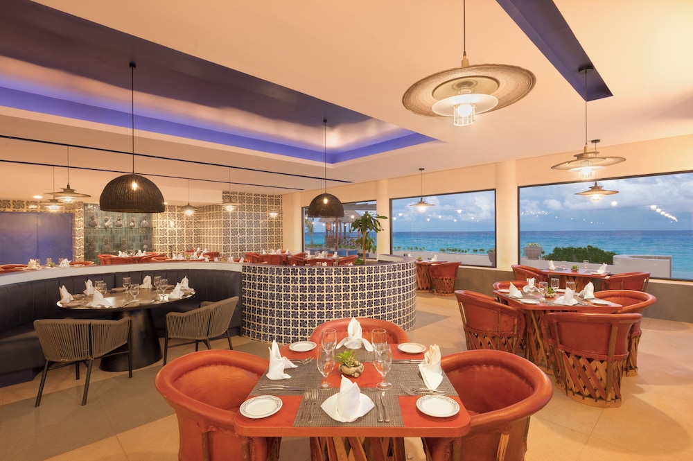 GR Solaris Cancun & Spa - All Inclusive — Restaurant & bars in Cancun, Quintana Roo