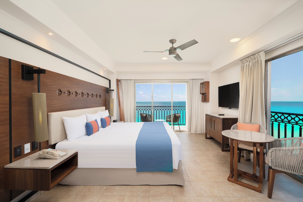 GR Solaris Cancun & Spa - All Inclusive — Hotel rooms in Cancun, Quintana Roo