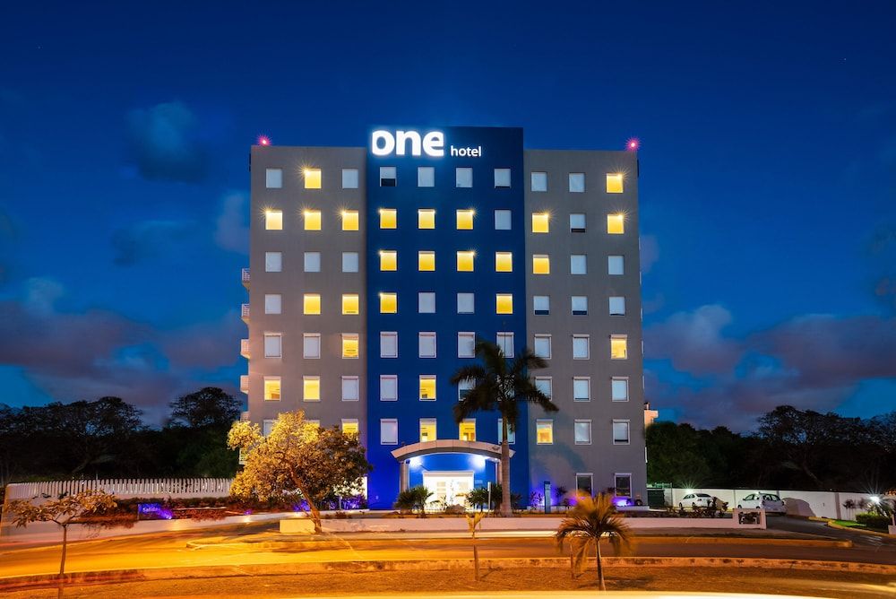 One Cancun Centro