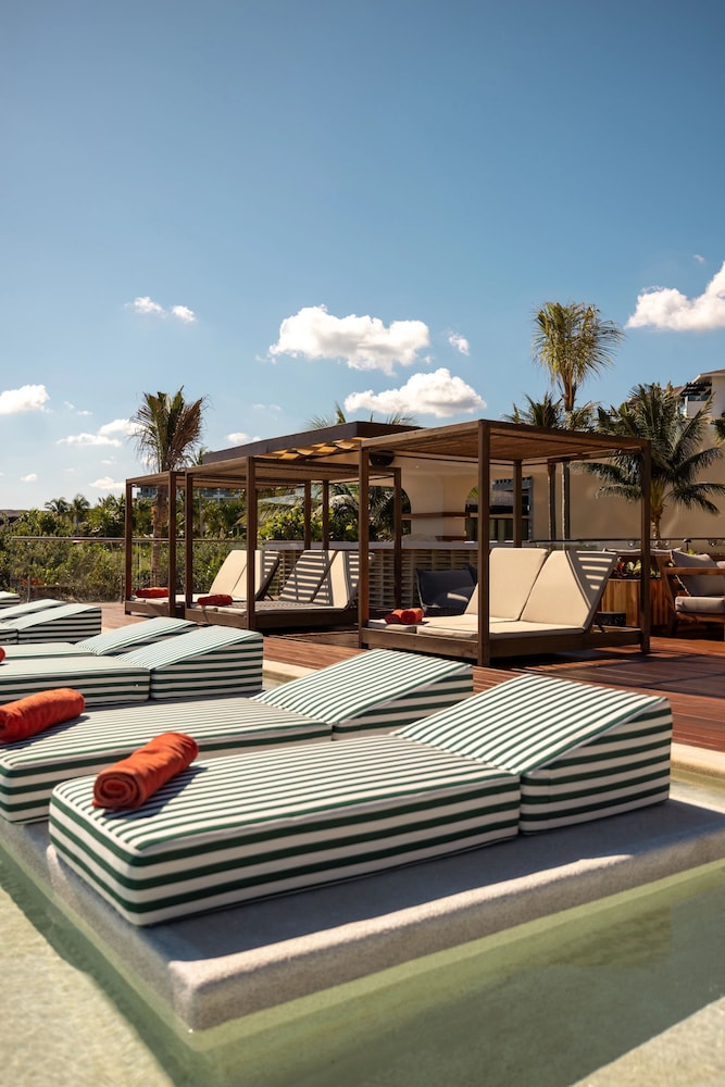 Secrets Playa Mujeres Golf & Spa Resort - Adults Only - All Inclusive — Swimming pool in Playa Mujeres, Quintana Roo