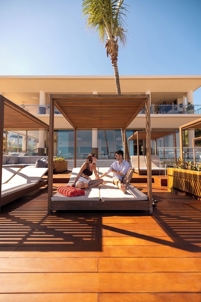 Secrets Playa Mujeres Golf & Spa Resort - Adults Only - All Inclusive — Hotel building in Playa Mujeres, Quintana Roo