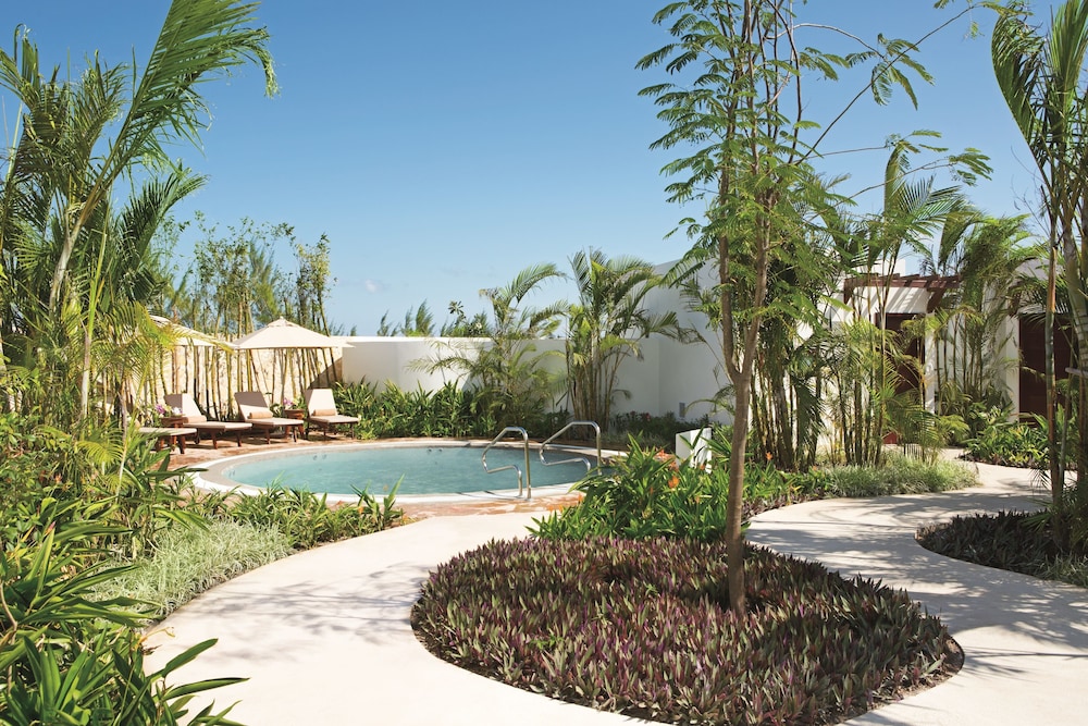 Secrets Playa Mujeres Golf & Spa Resort - Adults Only - All Inclusive — Swimming pool in Playa Mujeres, Quintana Roo