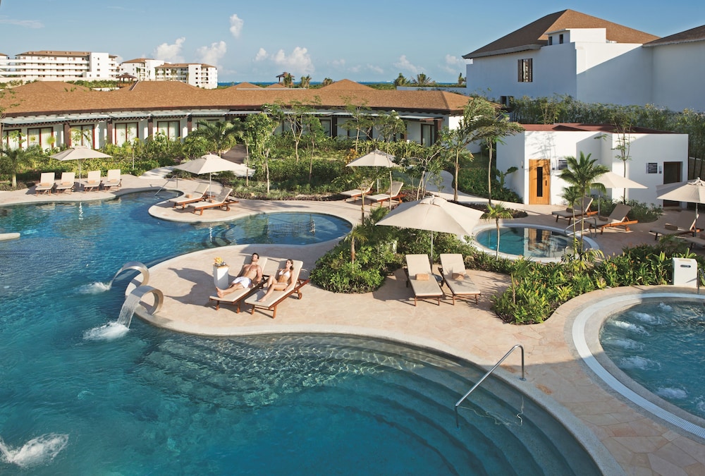 Secrets Playa Mujeres Golf & Spa Resort - Adults Only - All Inclusive — Swimming pool in Playa Mujeres, Quintana Roo