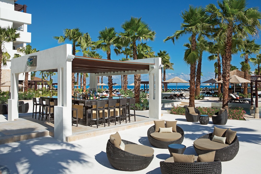 Secrets Playa Mujeres Golf & Spa Resort - Adults Only - All Inclusive — Restaurant & bars in Playa Mujeres, Quintana Roo