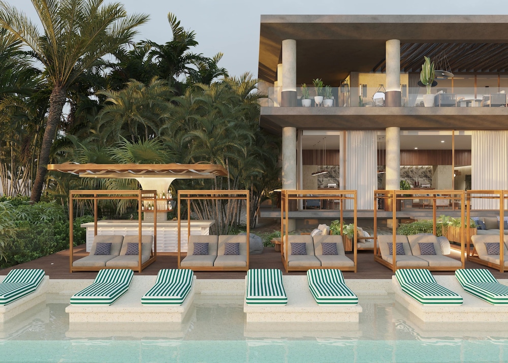 Secrets Playa Mujeres Golf & Spa Resort - Adults Only - All Inclusive — Swimming pool in Playa Mujeres, Quintana Roo