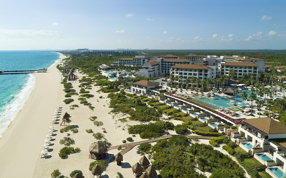 Secrets Playa Mujeres Golf & Spa Resort - Adults Only - All Inclusive — Beach in Playa Mujeres, Quintana Roo