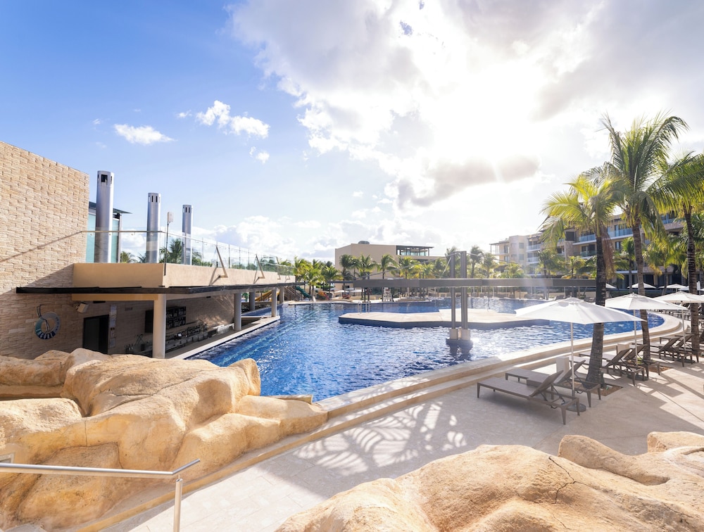 Royalton Riviera Cancun, An Autograph Collection All-Inclusive Resort & Casino - Newly Renovated — Pool in Puerto Morelos, Quintana Roo