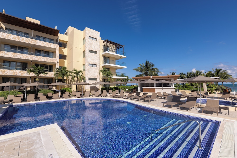 Royalton Riviera Cancun, An Autograph Collection All-Inclusive Resort & Casino - Newly Renovated — Pool in Puerto Morelos, Quintana Roo
