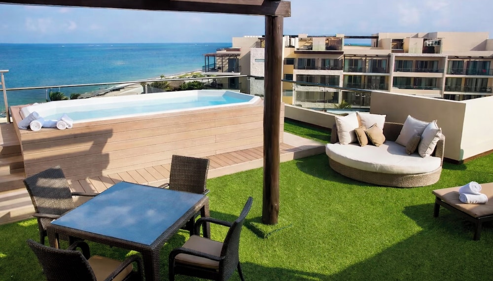 Royalton Riviera Cancun, An Autograph Collection All-Inclusive Resort & Casino - Newly Renovated — View in Puerto Morelos, Quintana Roo