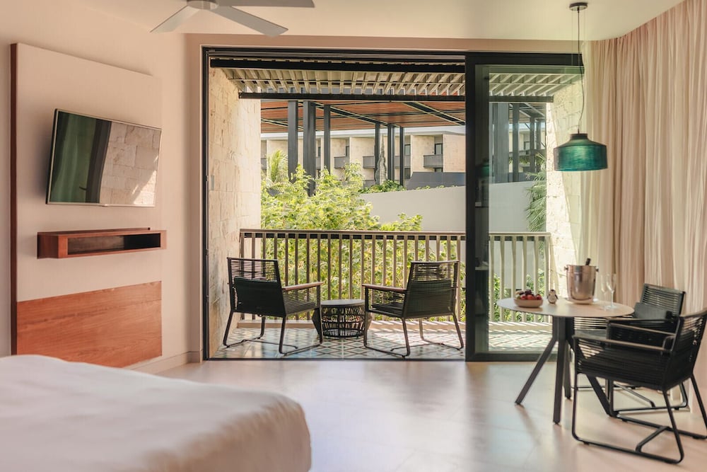 Devossion By Live Aqua Playa del Carmen All Inclusive - Adults Only — Hotel rooms in Playa del Carmen, Quintana Roo