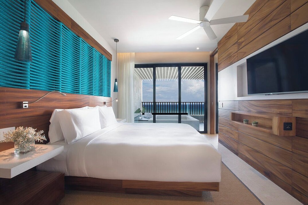 Devossion By Live Aqua Playa del Carmen All Inclusive - Adults Only — Hotel rooms in Playa del Carmen, Quintana Roo