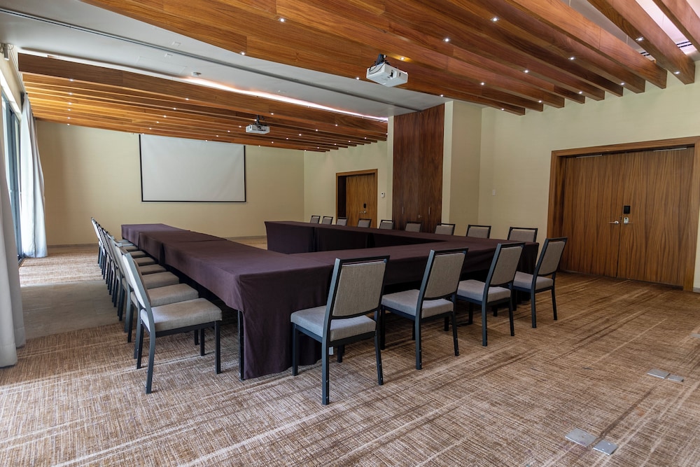 Devossion By Live Aqua Playa del Carmen All Inclusive - Adults Only — Hotel building in Playa del Carmen, Quintana Roo