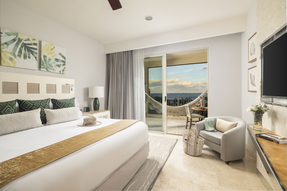 Villa del Palmar Cancun All Inclusive Beach Resort & Spa — Hotel rooms in Playa Mujeres, Quintana Roo