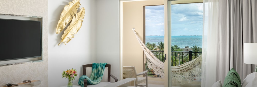 Villa del Palmar Cancun All Inclusive Beach Resort & Spa — Hotel rooms in Playa Mujeres, Quintana Roo