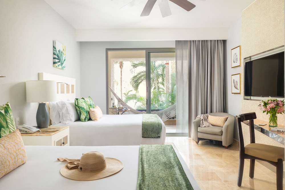 Villa del Palmar Cancun All Inclusive Beach Resort & Spa — Hotel rooms in Playa Mujeres, Quintana Roo