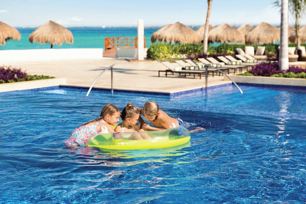 Hyatt Ziva Cancun All Inclusive — Facilities in Cancun, Quintana Roo