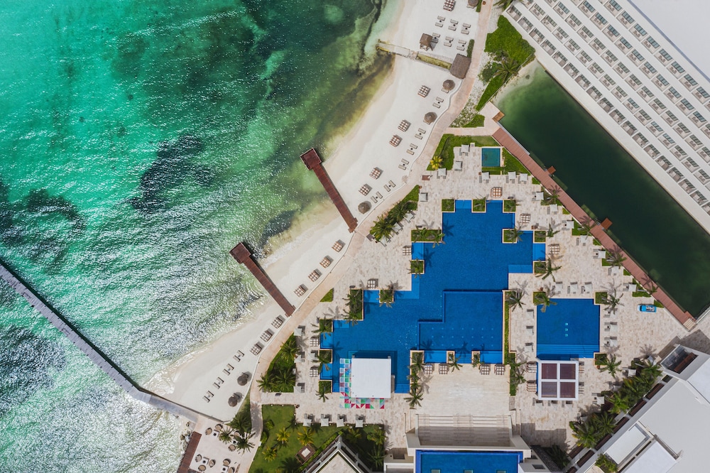 Hyatt Ziva Cancun All Inclusive — View in Cancun, Quintana Roo