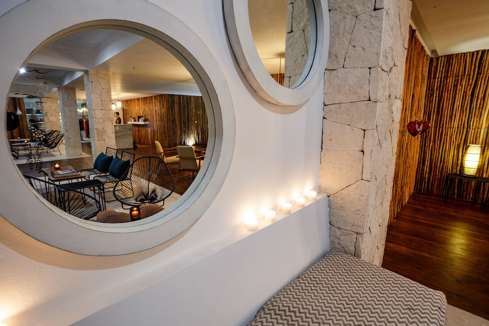 HM Playa del Carmen — Hotel rooms in Playa del Carmen, Quintana Roo
