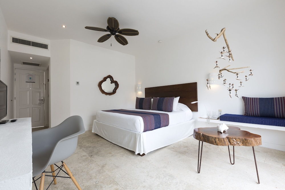 HM Playa del Carmen — Hotel rooms in Playa del Carmen, Quintana Roo