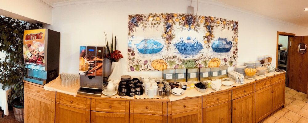 Hotel Quinta Alegre — Restaurant & bars in Estreito da Calheta, Madeira