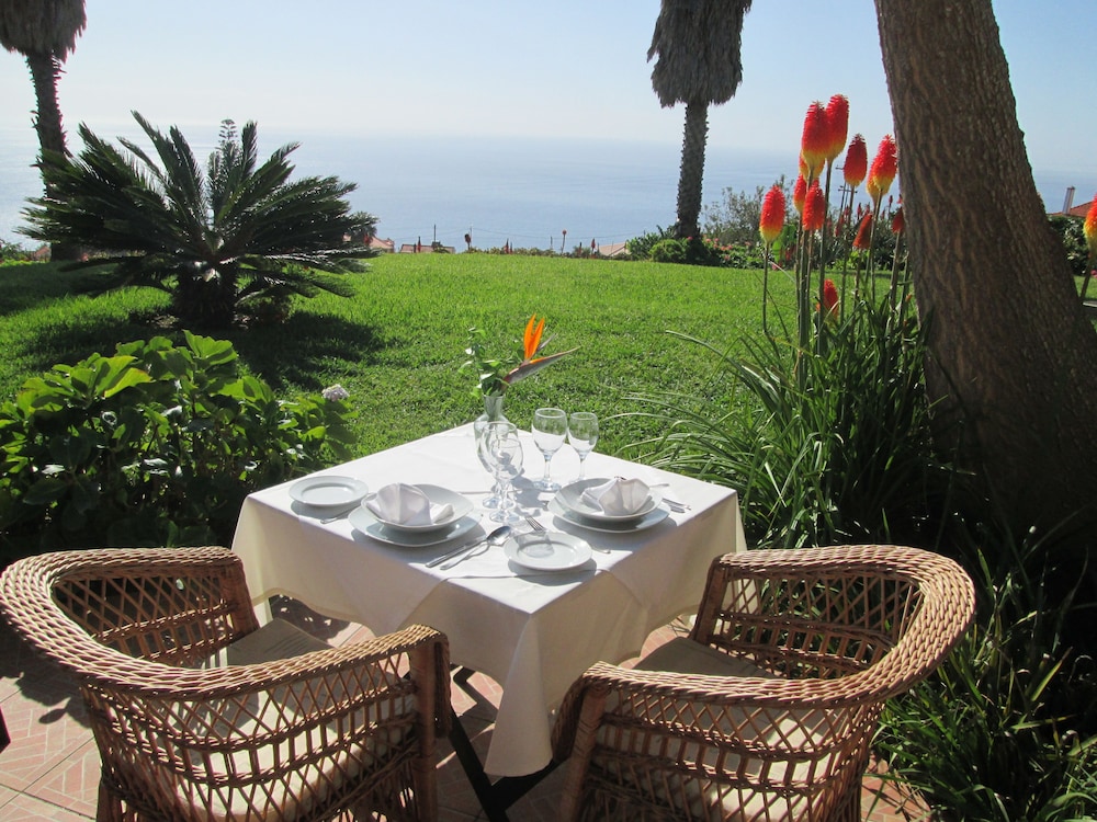 Hotel Quinta Alegre — Restaurant & bars in Estreito da Calheta, Madeira