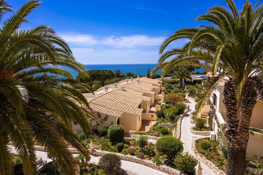 Algar Seco Parque — Hotel building in Carvoeiro, Faro