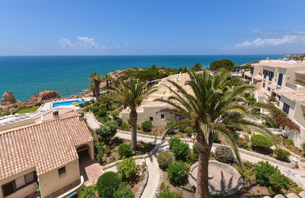 Algar Seco Parque — Hotel building in Carvoeiro, Faro
