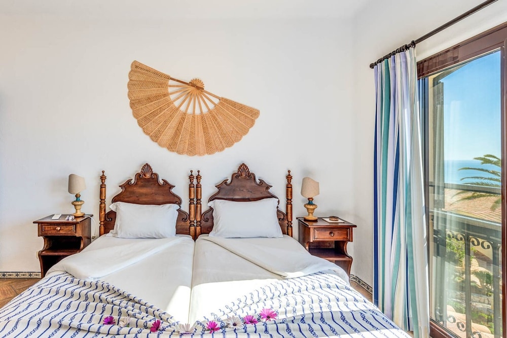 Algar Seco Parque — Hotel rooms in Carvoeiro, Faro