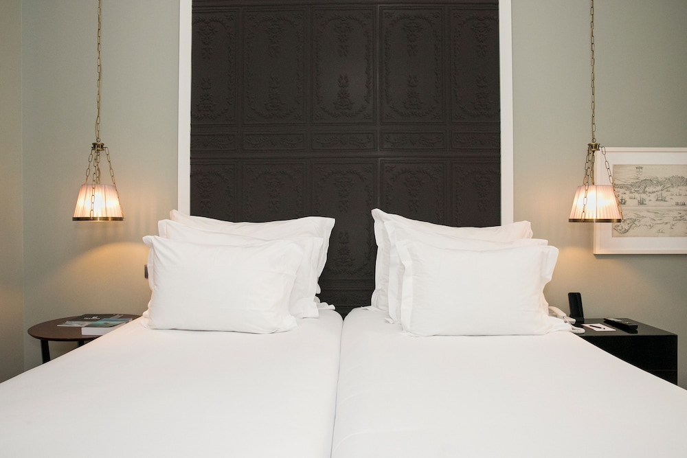 Pousada de Lisboa - Small Luxury Hotels Of The World — Hotel rooms in Lisbon, Lisboa