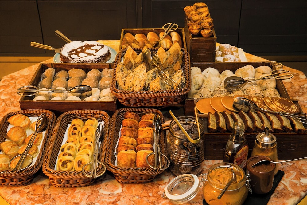 Pousada de Lisboa - Small Luxury Hotels Of The World — Restaurant & bars in Lisbon, Lisboa